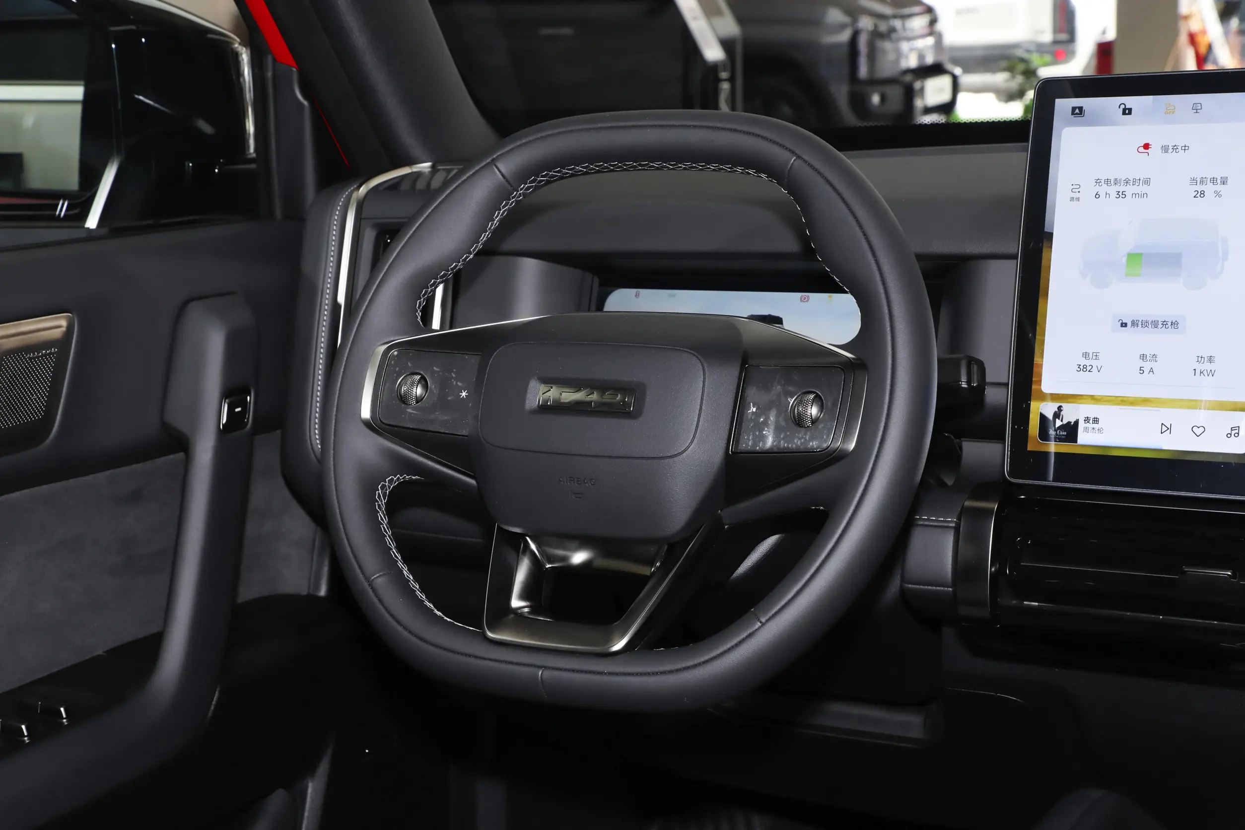 Chery-iCAR-03T-2024-interior-2